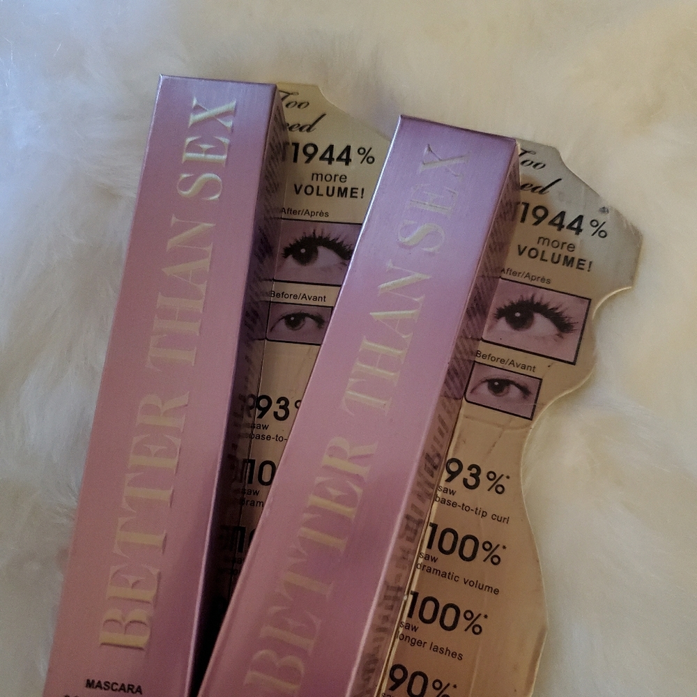 Set of 2 black mascara